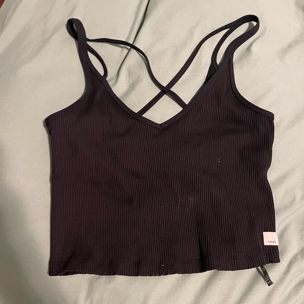 Vuori rib tank crop black